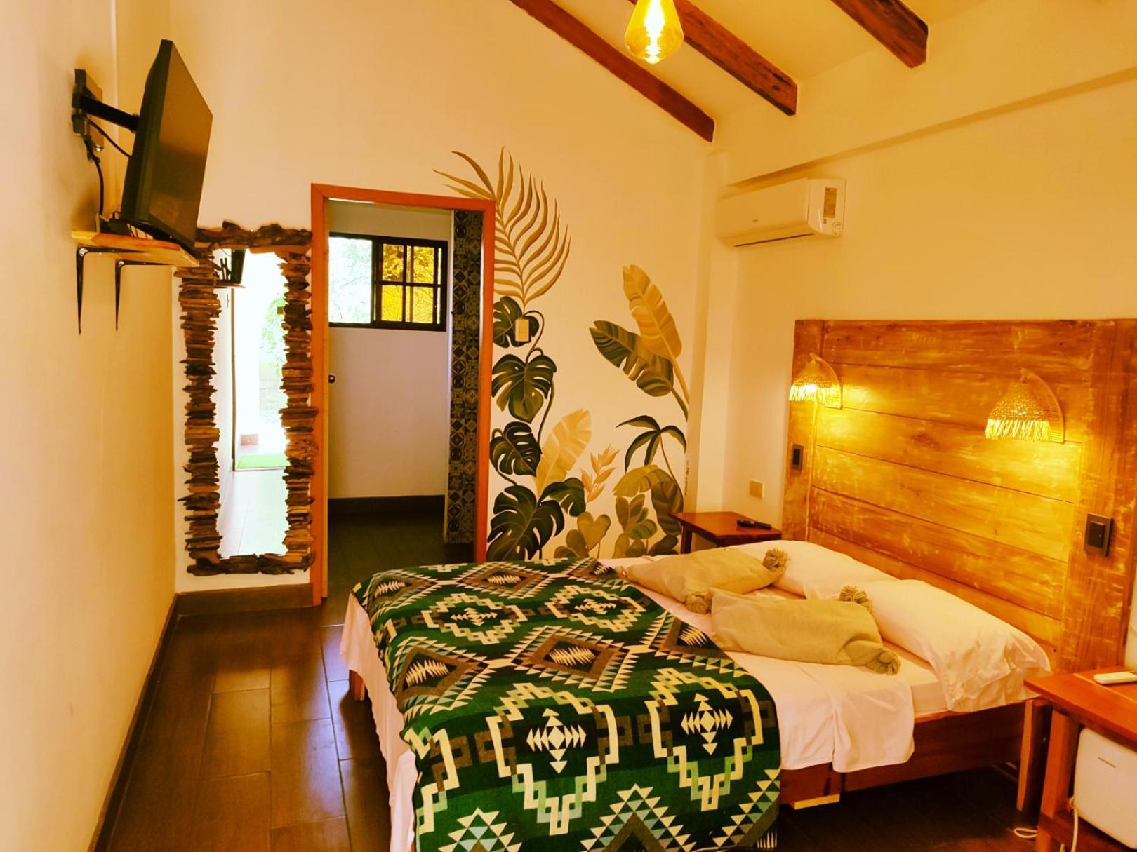 Cafe Madame Hotel Puerto Lopez Ngoại thất bức ảnh